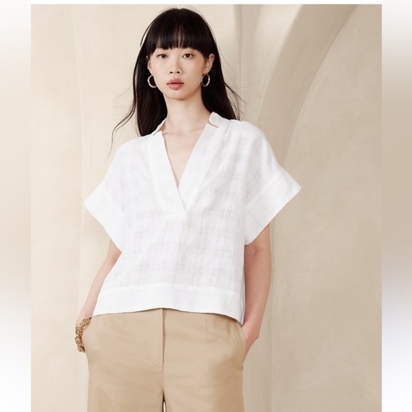 Banana Republic Tops - Banana Republic Laurel Linen Cotton Boxy Deep V Neck Top. Pure white. Coastal. S